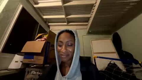 Snapshot of wynterheat chatting on 02.05.25 Wynter Heat online show from 02.05.25
