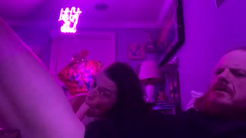 Snapshot of x7i3zuvfcwxym8naezgb chatting on 10.25.25 Whatyouwantbest online show from 10.25.25