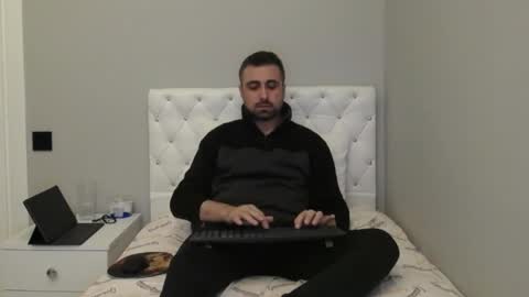 Mr. Lonely online show from 04.11.26