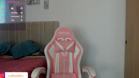 Snapshot of x_allison02x chatting on 02.06.25 Allison online show from 02.06.25