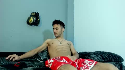 Snapshot of x_harold_x chatting on 11.07.25 Harold online show from 11.07.25