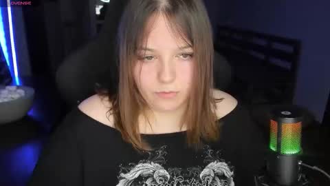 LOVE NERDS ONLY online show from 11.14.25