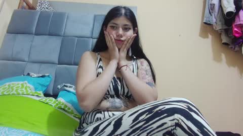 Snapshot of x_nyokoo chatting on 12.21.24 My other accont x nyoko online show from 12.21.24