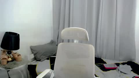 xairah_doux online show from 04.09.26