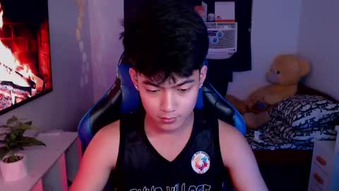 Prince Aldrian  online show from 02.19.25