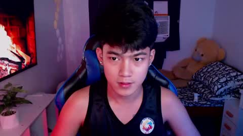 Prince Aldrian  online show from 02.19.25