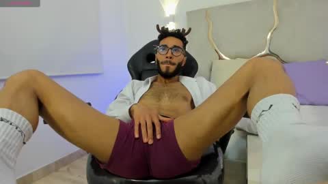 ISSANDER online show from 12.11.24