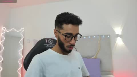 ISSANDER online show from 12.12.24