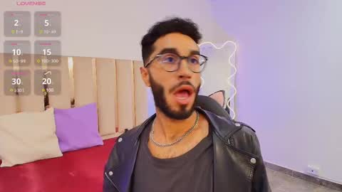 ISSANDER online show from 12.19.24