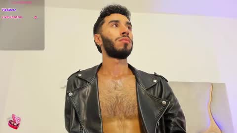 ISSANDER online show from 12.27.24