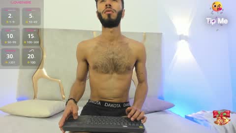 ISSANDER online show from 12.30.24