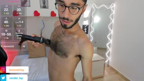 ISSANDER online show from 02.17.25