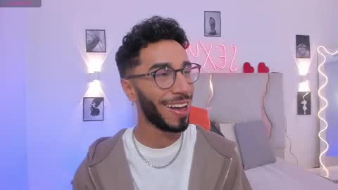 ISSANDER online show from 03.01.25