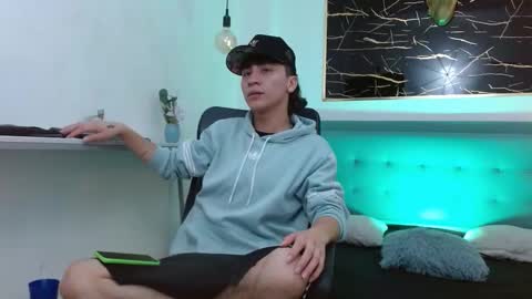 Snapshot of xandergrey8 chatting on 02.03.26 xandergrey8 online show from 02.03.26