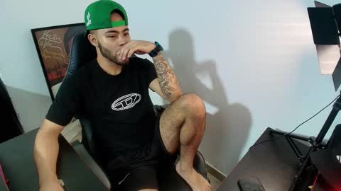 Snapshot of xanderstone00 chatting on 02.13.26 Xanderstone online show from 02.13.26