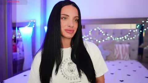 Alexandra online show from 06.29.26
