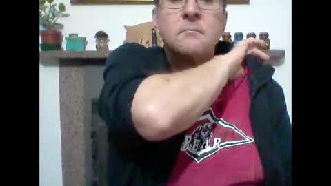 Snapshot of xaramanu chatting on 11.17.25 xaramanu online show from 11.17.25