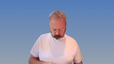 Snapshot of xarkevis chatting on 12.15.24 X4RK3V15 online show from 12.15.24