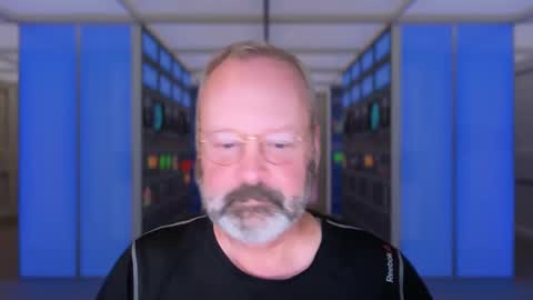 Snapshot of xarkevis chatting on 09.13.25 X4RK3V15 online show from 09.13.25