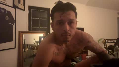 Snapshot of xavier_cruz chatting on 06.21.26 xavier_cruz online show from 06.21.26
