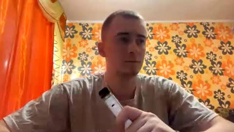 Snapshot of xayden_ chatting on 07.18.26 Vlad online show from 07.18.26