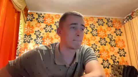 Snapshot of xayden_ chatting on 07.26.26 Vlad online show from 07.26.26