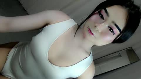 Snapshot of xchinita_kyanggx chatting on 05.31.26 kianna online show from 05.31.26