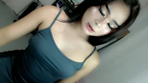 Snapshot of xchinita_kyanggx chatting on 06.24.26 kianna online show from 06.24.26