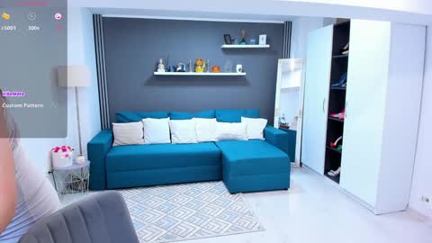 Christal online show from 01.05.25