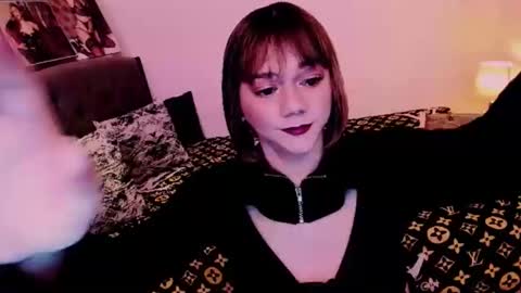 Snapshot of xdirtymistressx chatting on 01.12.26 XDirtymistressX online show from 01.12.26