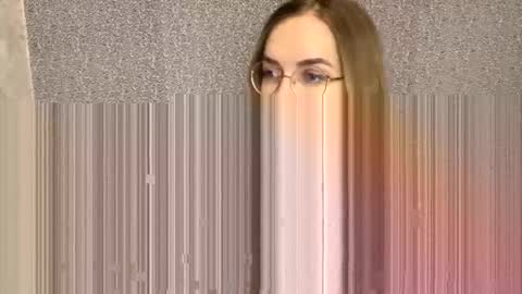 Snapshot of xelindria chatting on 12.17.25 Helen online show from 12.17.25