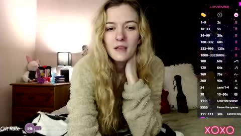 Snapshot of xelliee_rosex chatting on 03.01.25 EllieeRose online show from 03.01.25