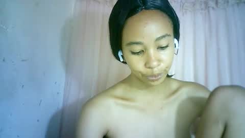 xenna610827 online show from 01.28.25