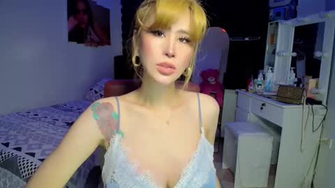 Snapshot of xhotcockcumts chatting on 01.15.25 Barbie ann online show from 01.15.25