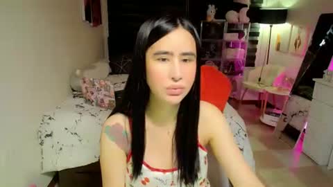 Snapshot of xhotcockcumts chatting on 10.18.25 Barbie ann online show from 10.18.25