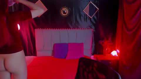 xialee and Lio online show from 12.08.24