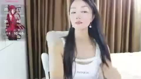 xiao_yue_ online show from 07.25.26