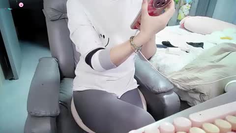 xiaoyu online show from 10.15.25