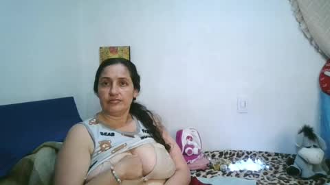 Ximena online show from 04.08.26