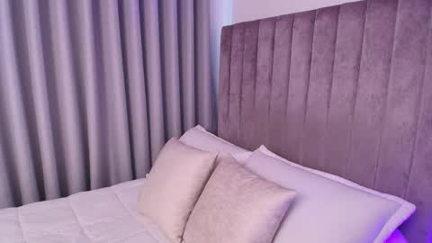 XIMENA LOPEZ online show from 04.16.26