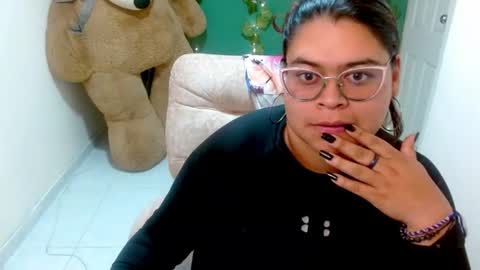 Snapshot of xiomara858615 chatting on 07.06.26 xiomara858615 online show from 07.06.26