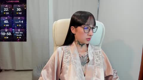 xisisxx online show from 01.28.25