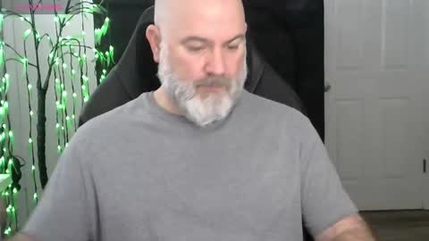 MrSlowBurn77 online show from 02.17.26