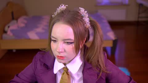 Snapshot of xlanabunny chatting on 12.18.24 xlanabunny online show from 12.18.24