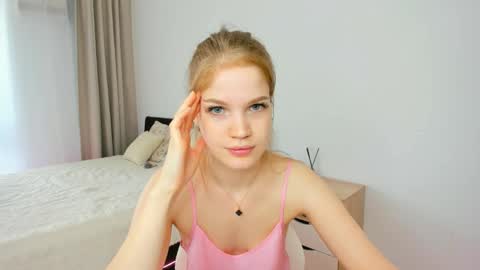 Chloe online show from 05.14.26