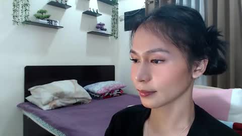 Snapshot of xlovely_destinyx chatting on 05.12.26 Alice online show from 05.12.26