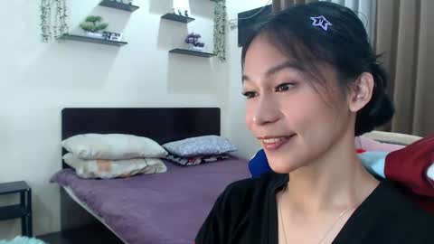 Snapshot of xlovely_destinyx chatting on 06.04.26 Alice online show from 06.04.26