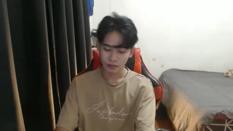 MIKAEL online show from 09.08.25