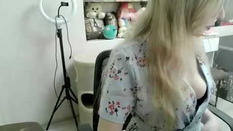 xMilagrosxs online show from 04.09.26