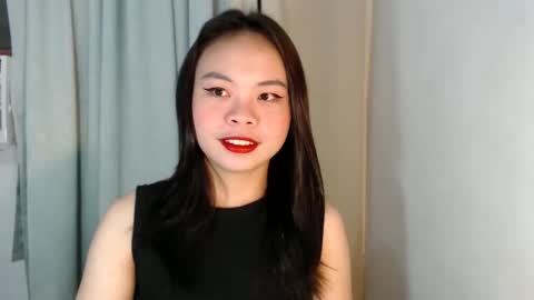 Snapshot of xo_worth_it chatting on 02.04.26 nathalie online show from 02.04.26